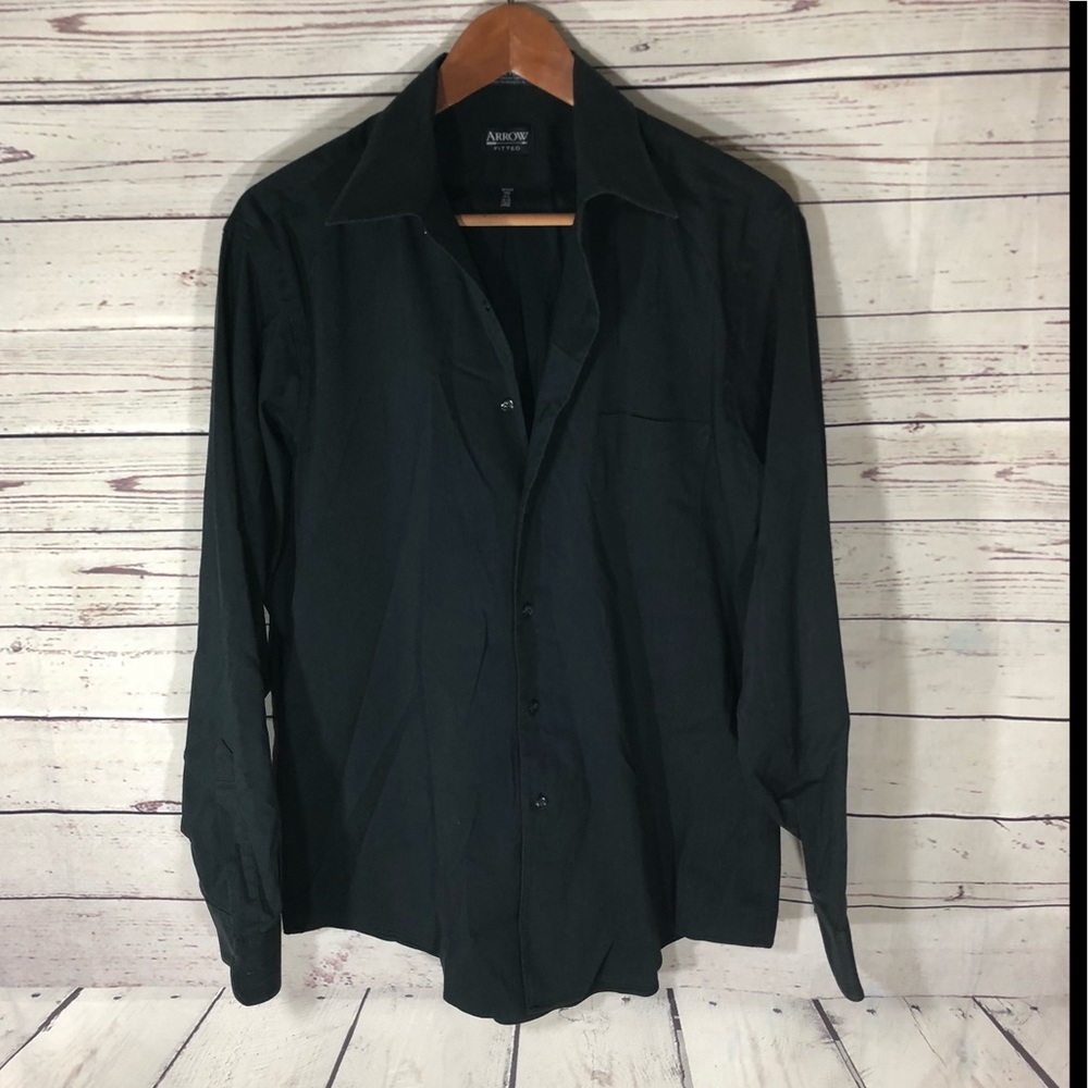 LAST CHANCE Arrow Fitted Wrinkle Free 16 1/2 34/35